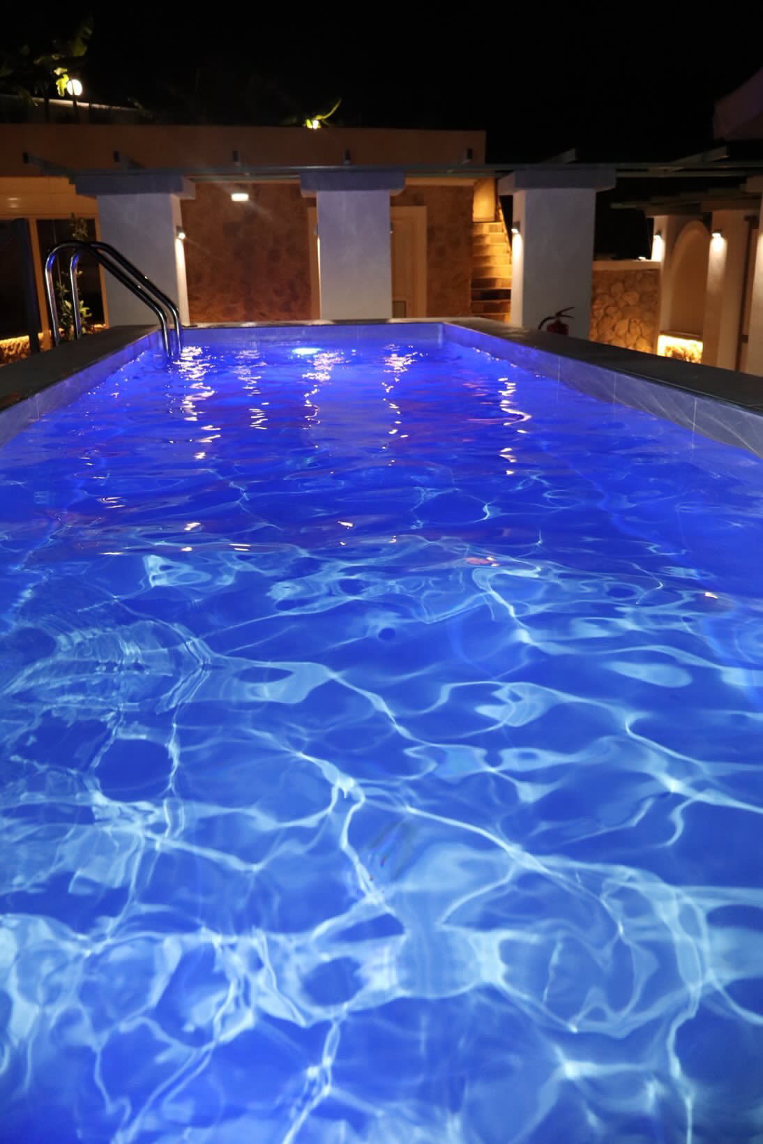 The Oasis Pool Suite (100)