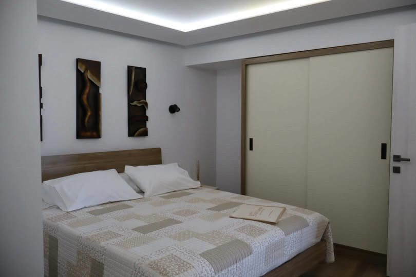 The Oasis Pool Suite (100)